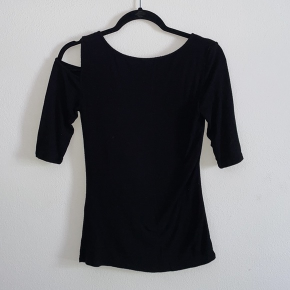 Keyhole and Cold Shoulder Top - Picture 4 of 5